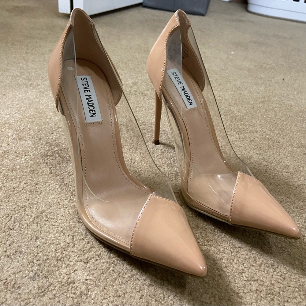 Steve Madden Nude Pumps